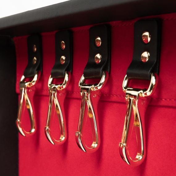 Набір для BDSM Bedroom Fantasies: Bondage Suitcase 13 Pcs — Cow Leather Sex Aura | Зображення 4