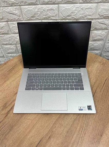 Ноутбук Dell Inspiron 7630 16,0" QHD IPS i7 13700H 32Gb SSD 1Tb Intel Iris Xe Б/В | Зображення 1