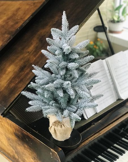 Ялинка Classic лита в мішковині 70 см засніжена | Зображення 3