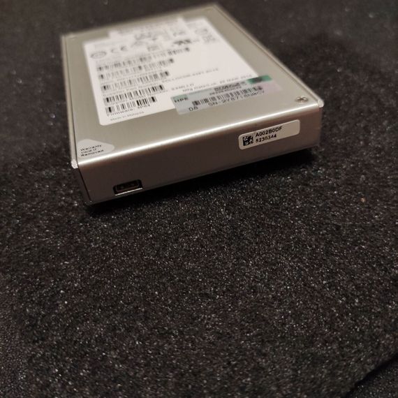 Твердотельный накопитель SSD Hewlett Packard Enterprise DOPM3840S5xnNMRI / 2.5" / 3840 GB / SAS / eMLC б/у | Зображення 4