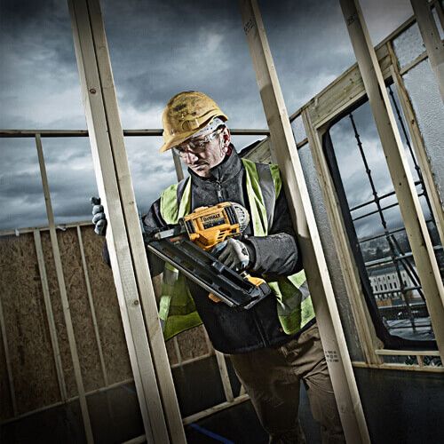 Пистолет гвоздезабивной аккумуляторный бесщёточный DeWALT DCN692N | Зображення 3