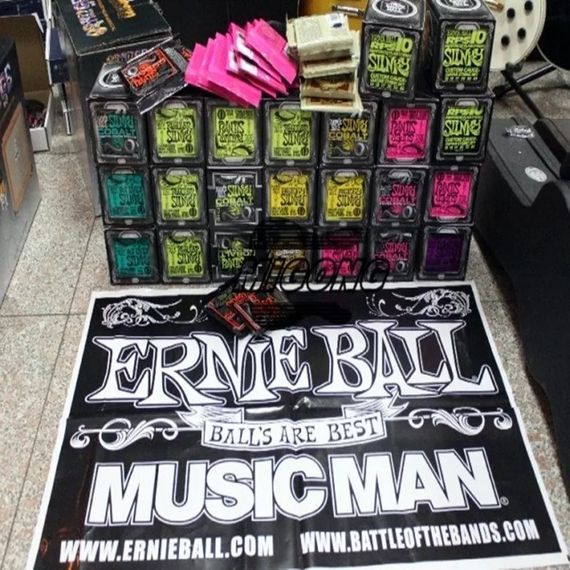 Струни для електрогітари гітари Ernie Ball 09-42 Super Slinky | Зображення 4