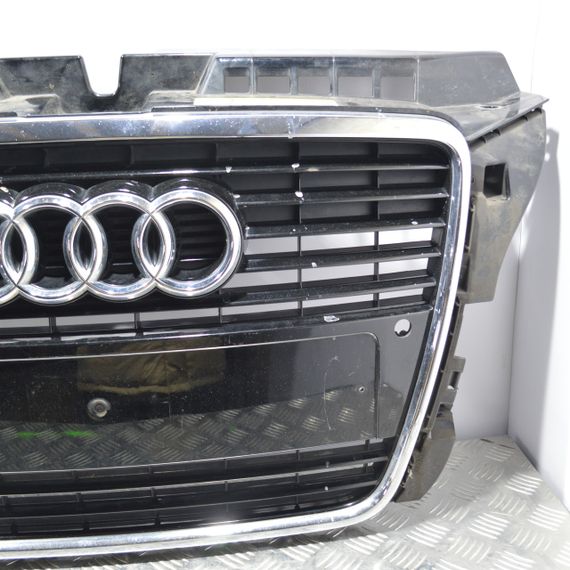 Решітка радіатора Audi A3 8P 2008-2012 рестайлінг Решітка переднього бампера Ауді а3 8р 8P0853037 | Зображення 2