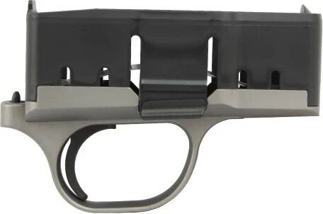 Корпус магазина для карабинов Blaser R8. Материал – пластик/ легкосплавный металл. Цвет – серый.