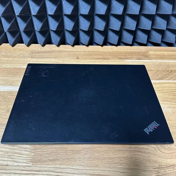 Ультрабук Б-класс Lenovo ThinkPad L14 Gen 1 / 14" (1920x1080) IPS / AMD Ryzen 5 Pro 4650U (6 (12) ядер по 2.1 - 4.0 GHz) / 8 GB DDR4 / 256 GB SSD / AMD Radeon RX Vega 6 Graphics / WebCam б/у | Зображення 6