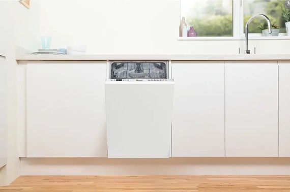 Посудомийна машина Indesit вбудовувана DSIC3M19 | Зображення 1