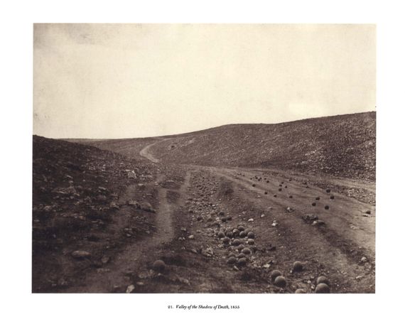 Книги про историю фотографии Roger Fenton: All the Mighty World Б/У альбомы известных фотографов Роджер Фентон | Зображення 6