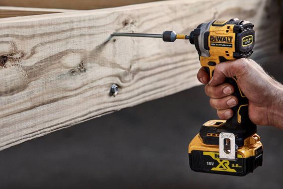 Шуруповерт ударный аккумуляторный бесщёточный 206Нм DeWALT DCF850P2T | Зображення 9