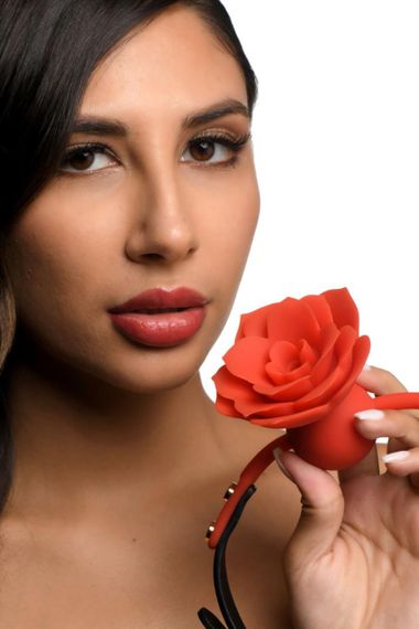 Силіконовий кляп з трояндою Master Series: Blossom Silicone Rose Gag – Red Sex Aura | Зображення 7