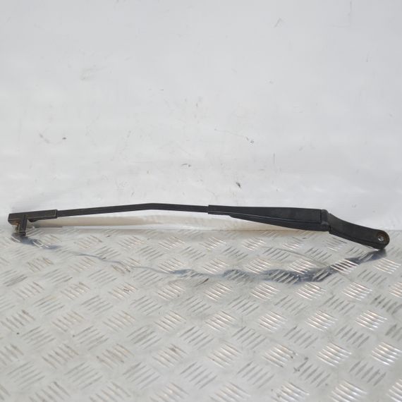 Щіткотримач правий Volkswagen Golf Plus 2005-2014 Повідець склоочисника передній правий Фольксваген Гольф Плюс 5M0955410A