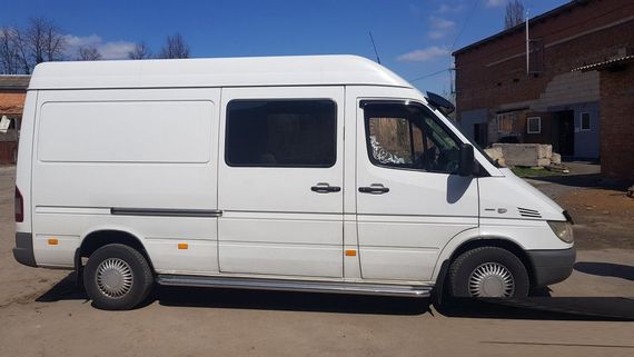 Бокові пороги Premium (2 шт., нерж.) Середня база, d60 для Volkswagen LT 1998-2024 рр