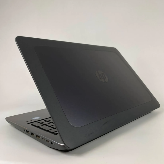 Мобільна робоча станція HP ZBook 15 G4 / 15.6" (1920x1080) IPS / Intel Core i7-7820HQ (4 (8) ядра по 2.9 - 3.9 GHz) / 16 GB DDR4 / 512 GB SSD / nVidia Quadro M2200, 4 GB GDDR5, 128-bit / WebCam / Fingerprint б/в + Подарунок Бездротова миша / USB | Зображення 6