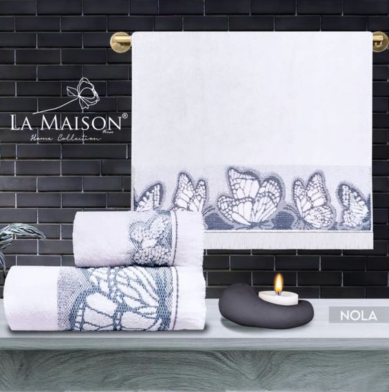 Подарочный набор полотенец La Maison, 3 шт. со свечой Nola Ekru