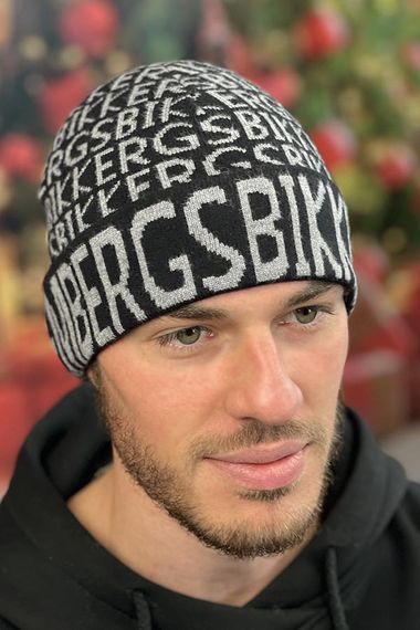 Мужская  шапка «Letters» (5158) черный + маренго