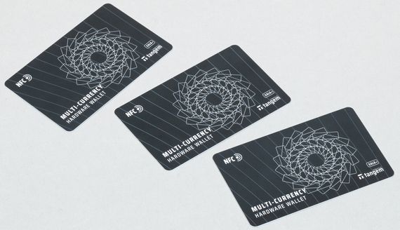 Криптокошелек Tangem Wallet Black 3 карты