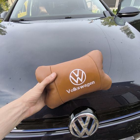 Набор подушек 2шт для автомобиля Volkswagen из натуральной коричневой кожи. Подушки на подголовник | Зображення 3