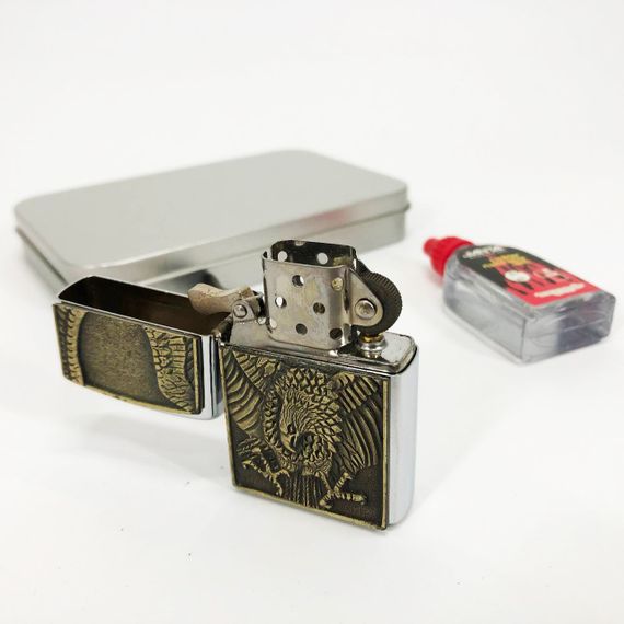 Стильна запальничка в подарунок N9, Запальнички бензинові, Незвичайна запальничка YV-30 | Зображення 1