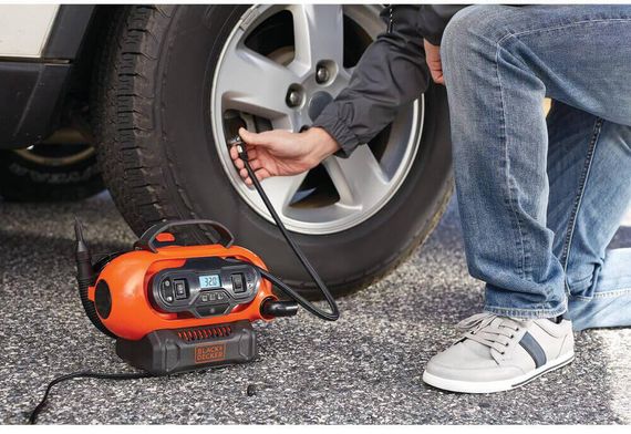 Компрессор автомобильный аккумуляторный BLACK+DECKER BDCINF18N | Зображення 4