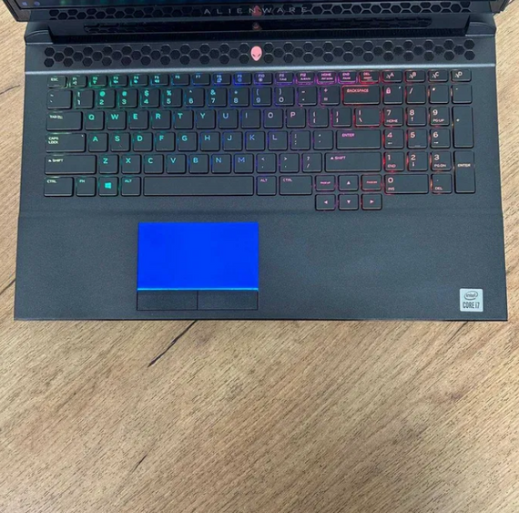 Ноутбук Dell Alienware Area 51M R2 144Hz i7 10700 16Gb SSD 512Gb RX 5700M Б/В | Зображення 6