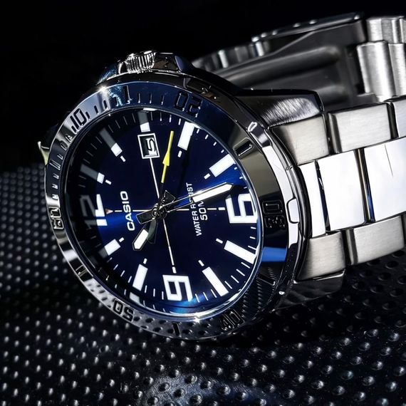 Чоловічий годинник Casio MTP-VD01D-2E | Зображення 3