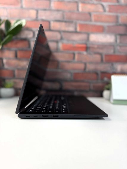 Ультрабук-трансформер Lenovo ThinkPad X13 Yoga Gen2 / 13.3" (1920x1080) IPS Touch / Intel Core i5-1145G7 (4 (8) ядра по 4.4 GHz) / 16 GB DDR4 / 256 GB SSD / Intel Iris Xe Graphics / WebCam / Стилус / Windows 10 Pro б/в | Зображення 6