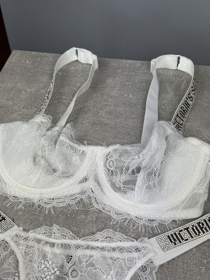 Комплект Victoria's Secret кружева без пушапа білий kk066 | Зображення 3