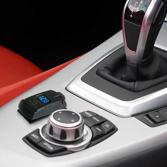 Автомобільна врізна швидка зарядка з вольтметром, 12-24 В, QC3, USB і Type-C (DS2013-E-P21) | Зображення 4