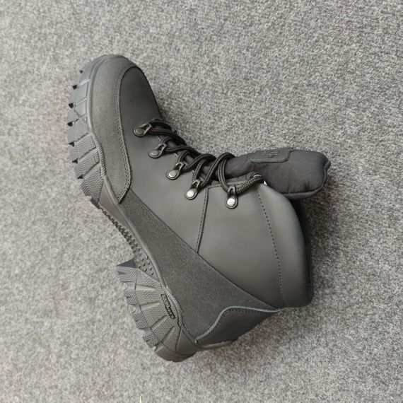 Ботинки с мембранной технологией 40 размер