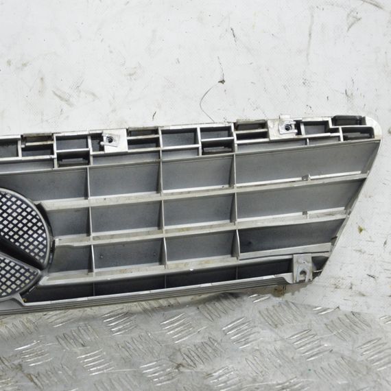 Решітка радіатора Mercedes W168 1997-2004 Решітка переднього бампера Мерседес в168 1688801283 | Зображення 6