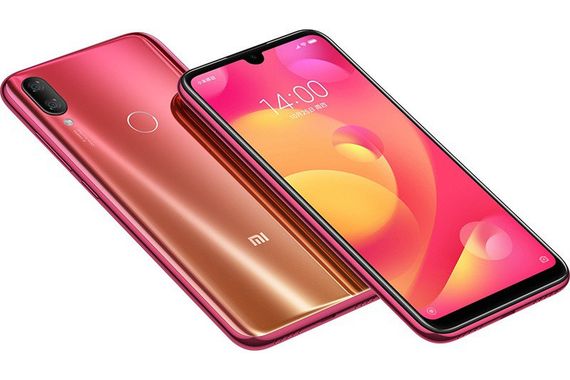 Смартфон Xiaomi Mi Play 6/128GB Gold Global Rom | Зображення 3