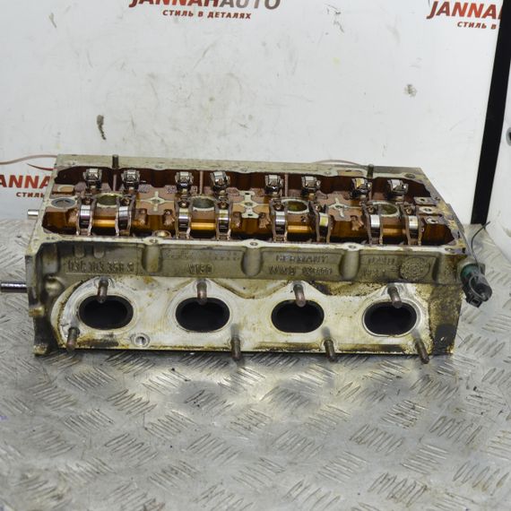 ГБЦ 1.6 FSI 16V Volkswagen Passat B6 Golf V 2003-2008 Головка блока цилиндров Фольксваген Пассат 03C103358S | Зображення 1