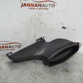 Повітропровід 1.6 FSI Volkswagen Golf V Plus Passat B6 2005-2014 Фольксваген Гольф 5 Пассат б6 03C253817D