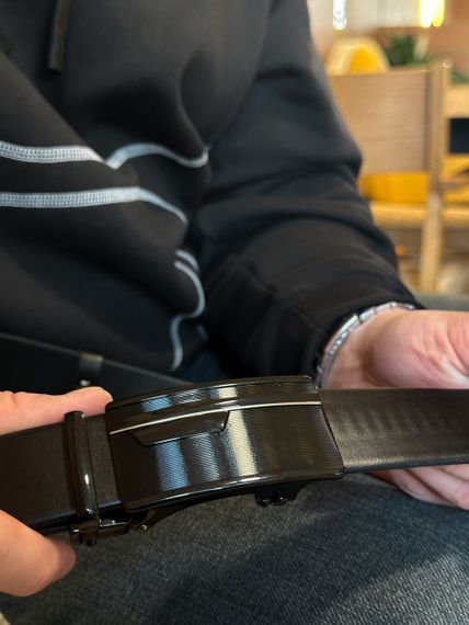 Мужской кожаный ремень с пряжкой автомат 4978 | Зображення 8