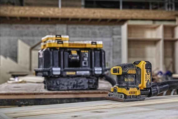 Шлифмашина вибрационная аккумуляторная 115х108 мм DeWALT DCW200N | Зображення 6