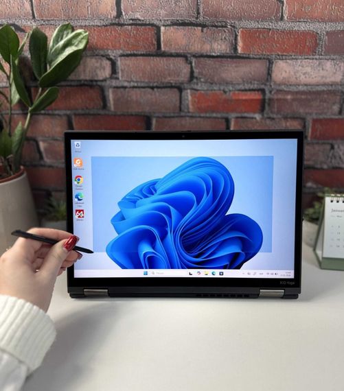 Ультрабук-трансформер Lenovo ThinkPad X13 Yoga Gen2 / 13.3" (1920x1080) IPS Touch / Intel Core i5-1145G7 (4 (8) ядра по 4.4 GHz) / 16 GB DDR4 / 256 GB SSD / Intel Iris Xe Graphics / WebCam / Стилус / Windows 10 Pro б/в | Зображення 3