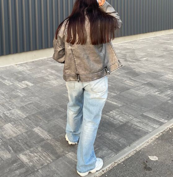 Женская куртка косуха с потертостями эко кожа цвет серый, размер M  Nb02357 | Зображення 3