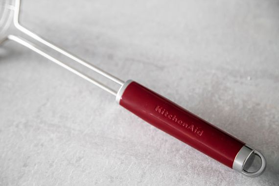 Шумовка KitchenAid Coreline KAG010OHERE 38.1 см красная | Зображення 6