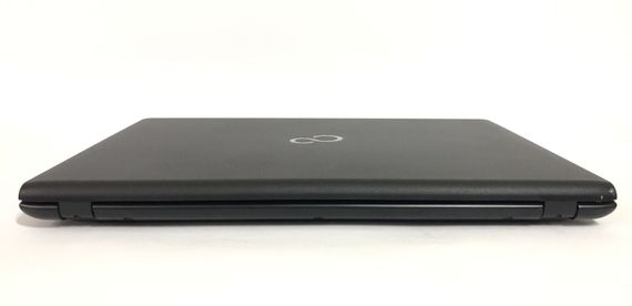 Ноутбук Fujitsu LifeBook A555 / 15.6" (1366x768) TN / Intel Core i3-5005U (2 (4) ядра по 2.0 GHz) / 8 GB DDR3 / 128 GB SSD / Intel HD Graphics 5500 / WebCam / Win 10 Pro б/в | Зображення 2