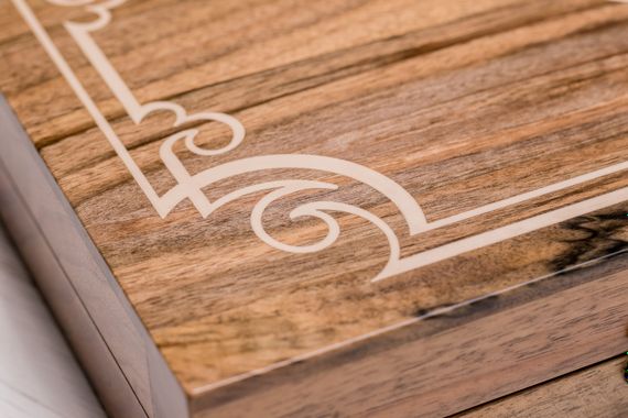 Настольные деревянные нарды EcoWalnut M с индивидуальным дизайном | Зображення 4