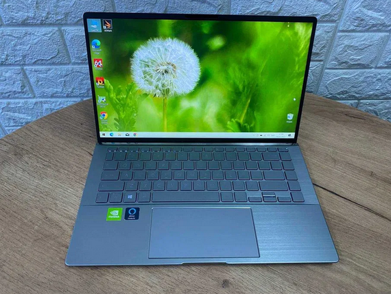 Ноутбук Asus ZenBook Q407IQ 14" IPS Ryzen 5 4500U 8Gb SSD 256Gb NVidia MX350  Б/В