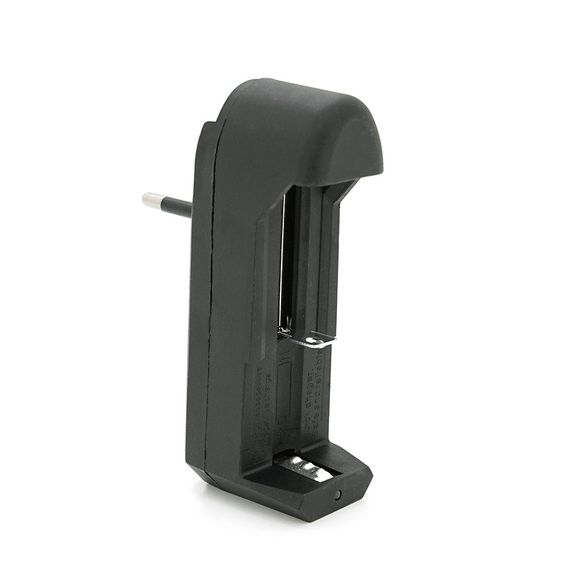 Зарядний пристрій універсальний BLC-001A 1AA / 1AAA / 18650, 3.7V / 1000mAh