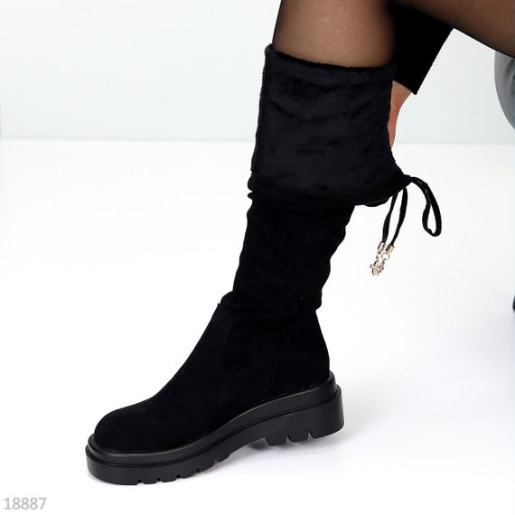 Люксові чорні ботфорти замшеві на тракторній підошві | Зображення 5