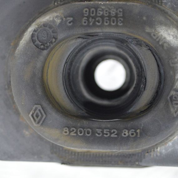 Подушка опора двигуна ліва 1.9 DCI Renault Megane II Scenic II Рено Меган Сценік 8200352861 | Зображення 3