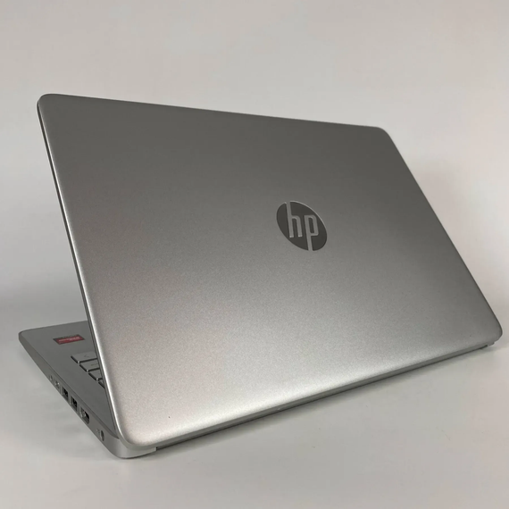 Ноутбук HP Laptop 14-FQ1025NR / 14" (1920x1080) IPS / AMD Ryzen 5 5500U (6 (12) ядер по 2.1 - 4.0 GHz) / 16 GB DDR4 / 256 GB SSD / AMD Radeon Graphics 448SP / WebCam б/у + Подарок Беспроводная мышь USB | Зображення 5