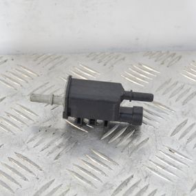 Клапан вентиляції паливного бака Chevrolet Spark M300 2009-2013 Клапан адсорбера Шевроле Спарк м300 12606684 MX136200