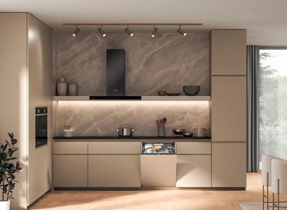 Посудомийна машина Whirlpool вбудована W8IHF58TU | Зображення 1