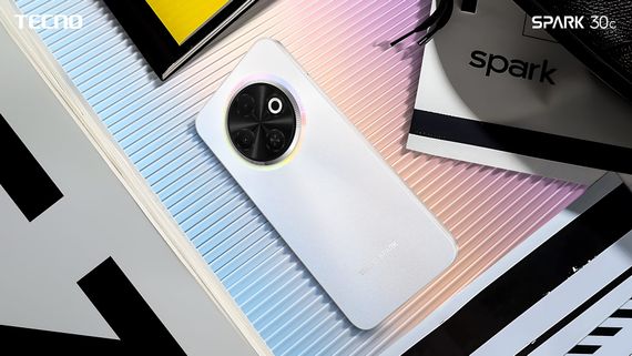 Смартфон TECNO  Spark 30C (KL5n) 6.67' 4/128ГБ, 2SIM, 5000мА•год, Orbit White (4894947051777) | Зображення 2