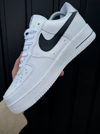 Кросівки Nike Air Force (білі з чорним лого, шкіра ліцензія) | Зображення 5
