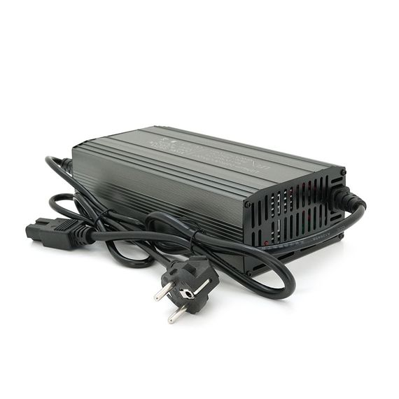 Зарядное устройство для аккумуляторов Li-Ion 36V (42V),10S,10-15A, штекер Triangle plug (T-tipe/C13/IEC). 185x88x60mm | Зображення 1