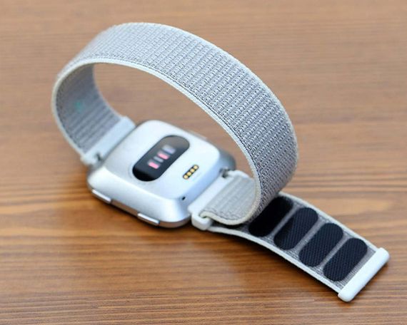 Нейлоновий ремінець Primolux для годинника Fitbit Versa / Versa 2 / Versa Lite - White | Зображення 3